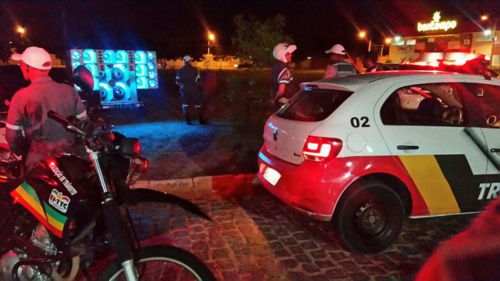 Operação Sossego segue fiscalizando estabelecimentos de Petrolina