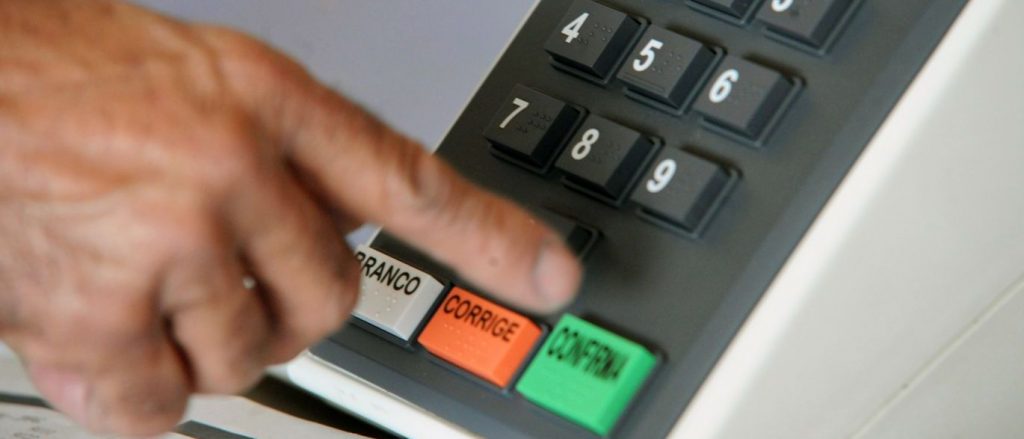 Seis municípios elegeram seus novos prefeitos; confira os resultados