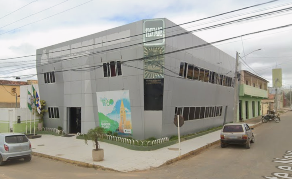 Trindade anuncia concurso público com mais de 350 vagas após 17 anos