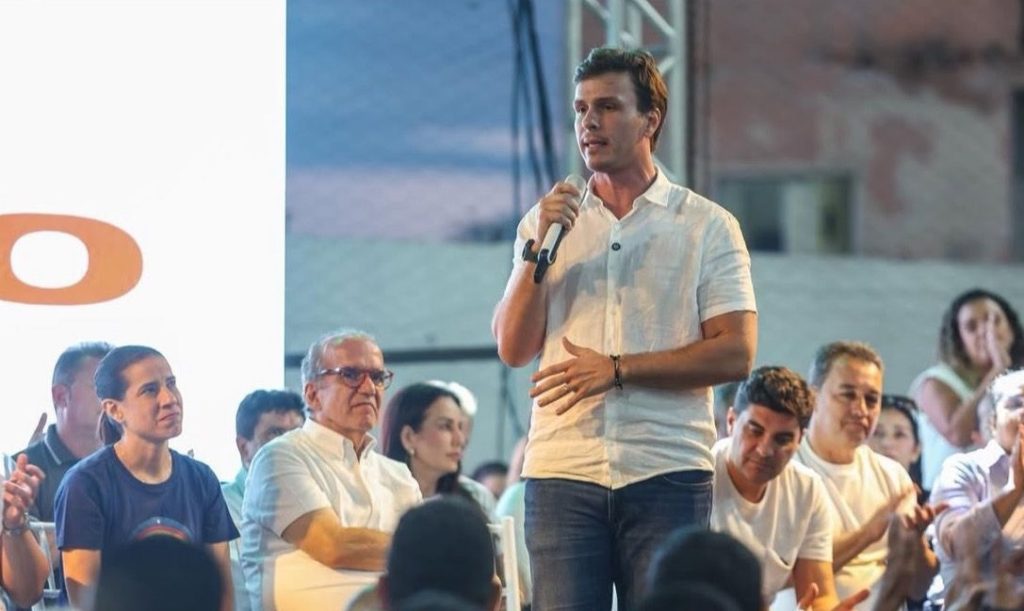 De crítico de Raquel a aliado em poucas semanas, Miguel Coelho reforça novo discurso em Ouricuri