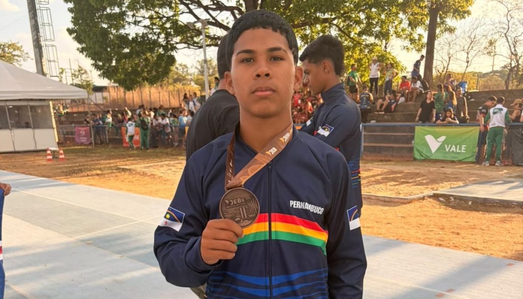 Atleta de Ouricuri é bronze nos Jogos Escolares Brasileiros em Brasília
