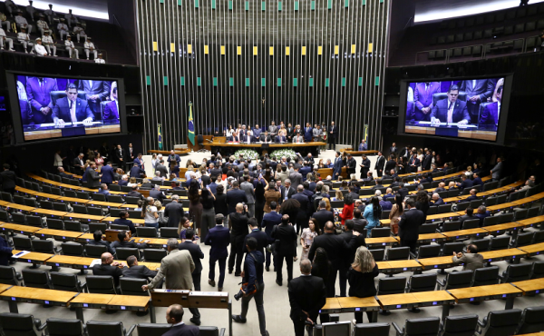 Datafolha: 37% avaliam Congresso como ruim ou péssimo, enquanto 18% consideram atuação ótima ou boa