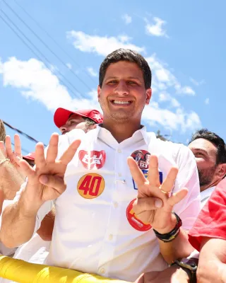 Em Salgueiro, João Campos propõe que Pernambuco assuma conclusão de trecho da Transnordestina