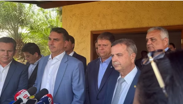 Flávio afirma que vai a debates com Lula no 2º turno e diz que pediu apoio de Republicanos e Podemos