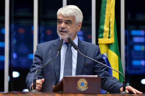 Humberto Costa convoca mobilização por Lula no 2º turno e mira mais de 33 milhões de ausentes
