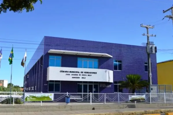 MPPE apura investiga nepotismo, funcionários fantasmas e rachadinha na Câmara de Serra Talhada