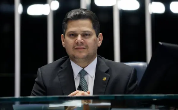 PP e União Brasil devem retirar apoio a Alcolumbre na disputa pelo comando do Senado