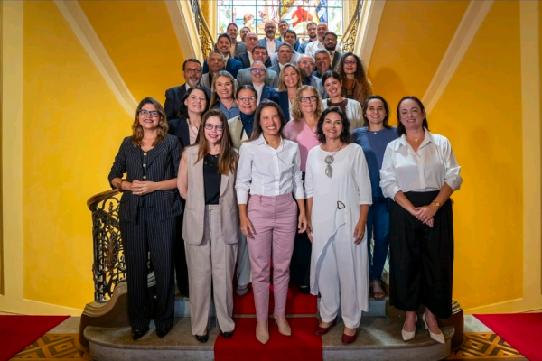 Raquel Lyra comanda primeira reunião com os secretários de Estado após a reeleição