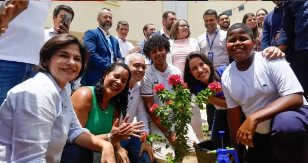 Raquel Lyra participa da entrega de 480 apartamentos do Minha Casa, Minha Vida em Caruaru