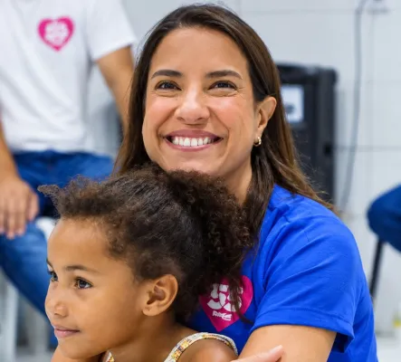 Raquel anuncia proposta de ampliar Mães de Pernambuco de 100 mil para 150 mil mulheres